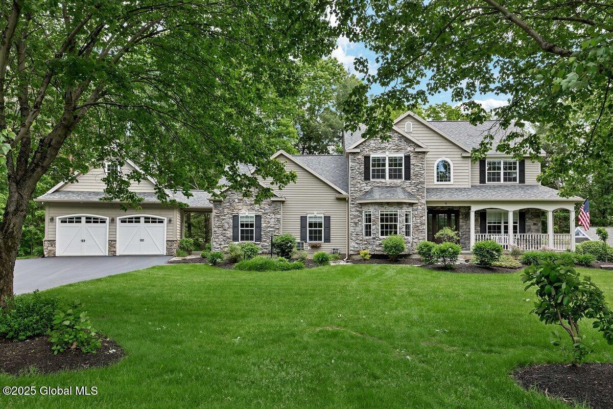 9 Meghan Court, Saratoga Springs, New York image 1