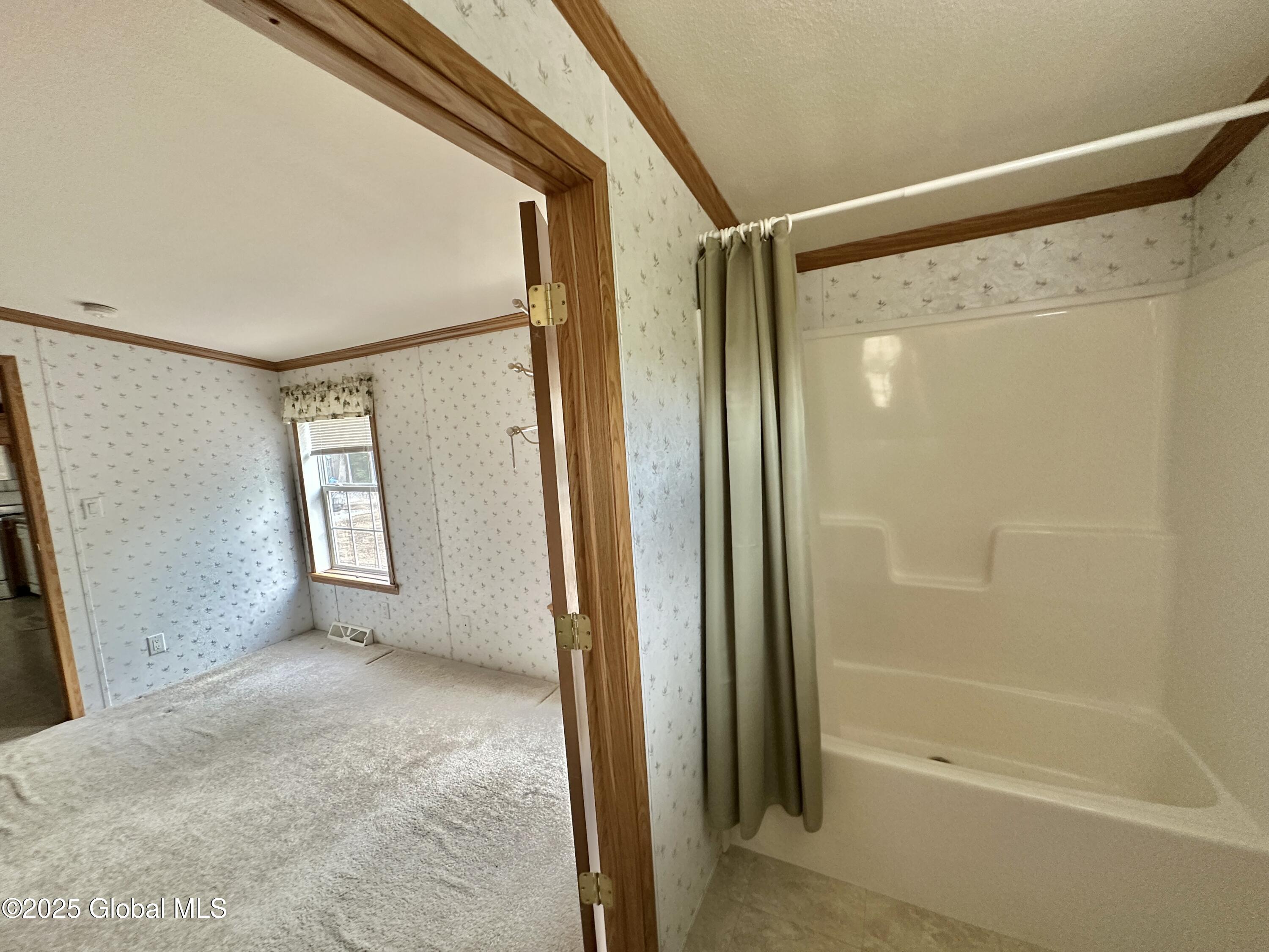 6041 Route 9n, Hadley, New York image 17
