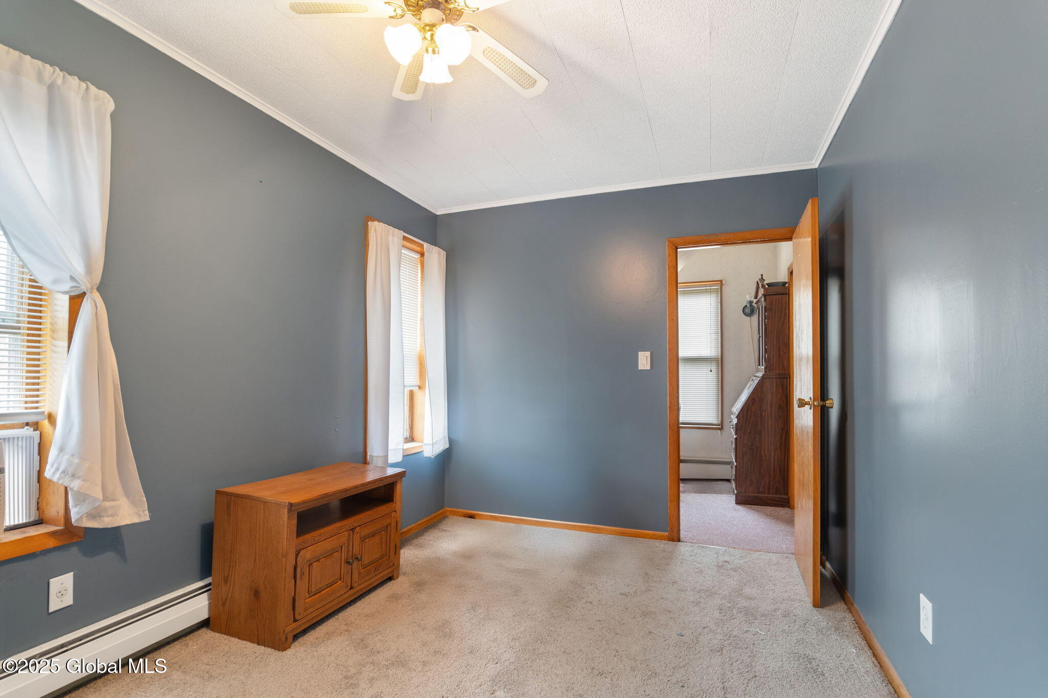 Mechanicville, New York 12118, United States, 3 Bedrooms Bedrooms, ,2 BathroomsBathrooms,Residential,Active,164322