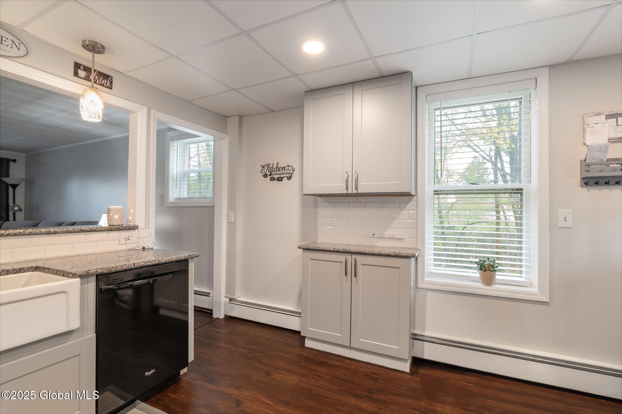 Mechanicville, New York 12118, United States, 3 Bedrooms Bedrooms, ,2 BathroomsBathrooms,Residential,Active,164322