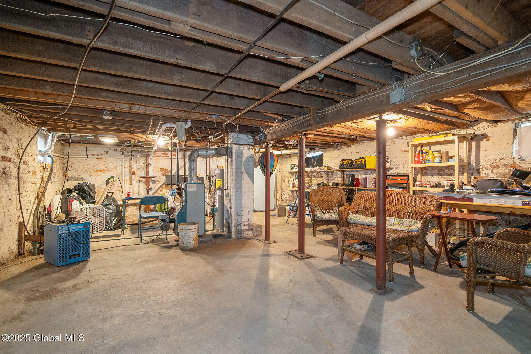 Mechanicville, New York 12118, United States, 3 Bedrooms Bedrooms, ,2 BathroomsBathrooms,Residential,Active,164322