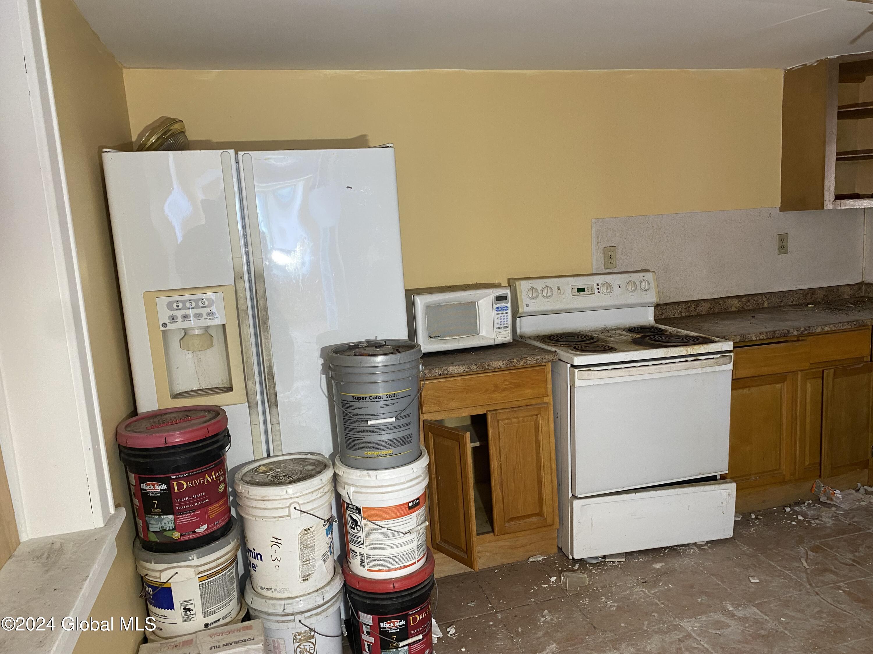 Schenectady, New York 12305, United States, ,2 BathroomsBathrooms,Commercial,Active,33169