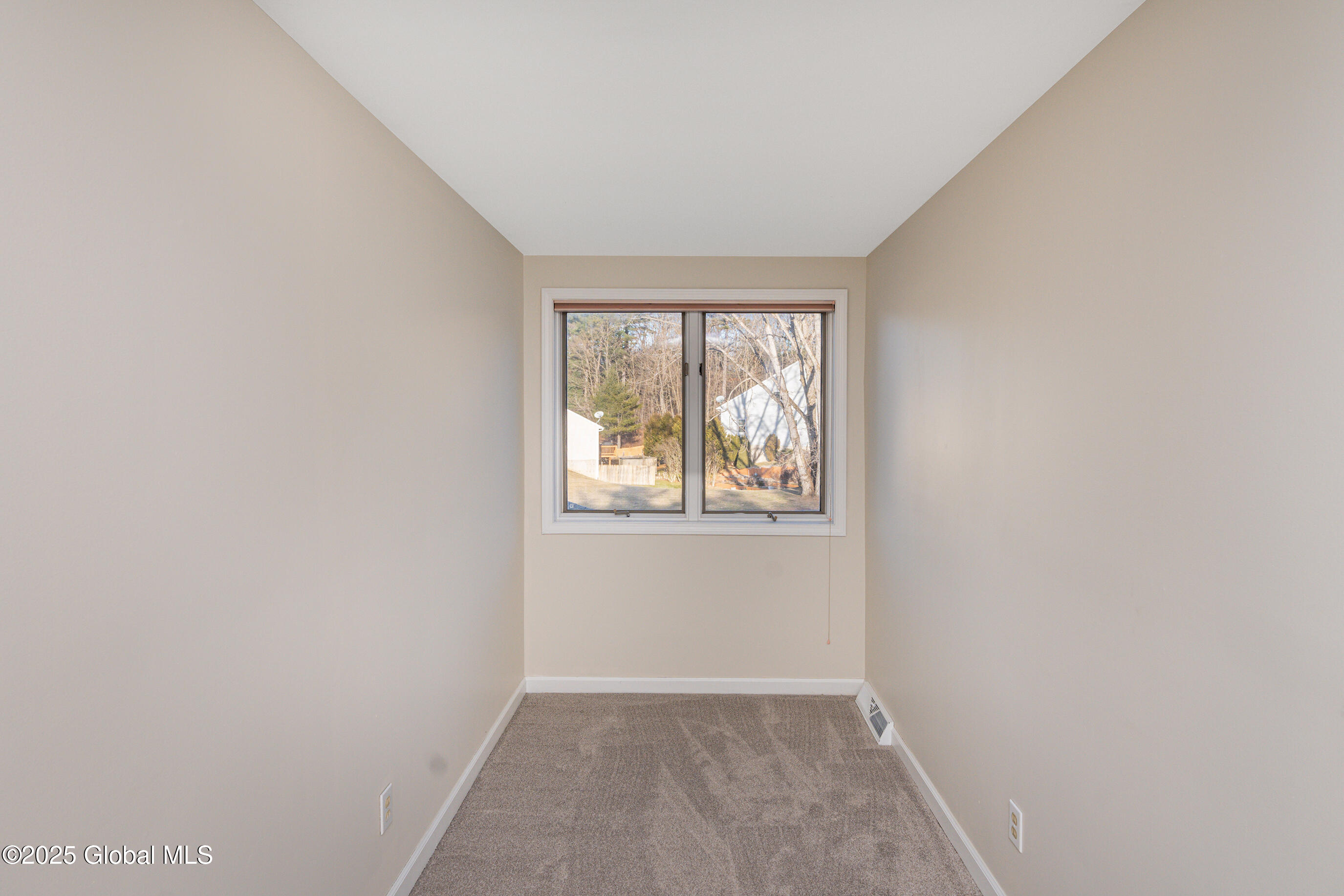 7705 Mykolaitis Lane, Schenectady, New York image 11