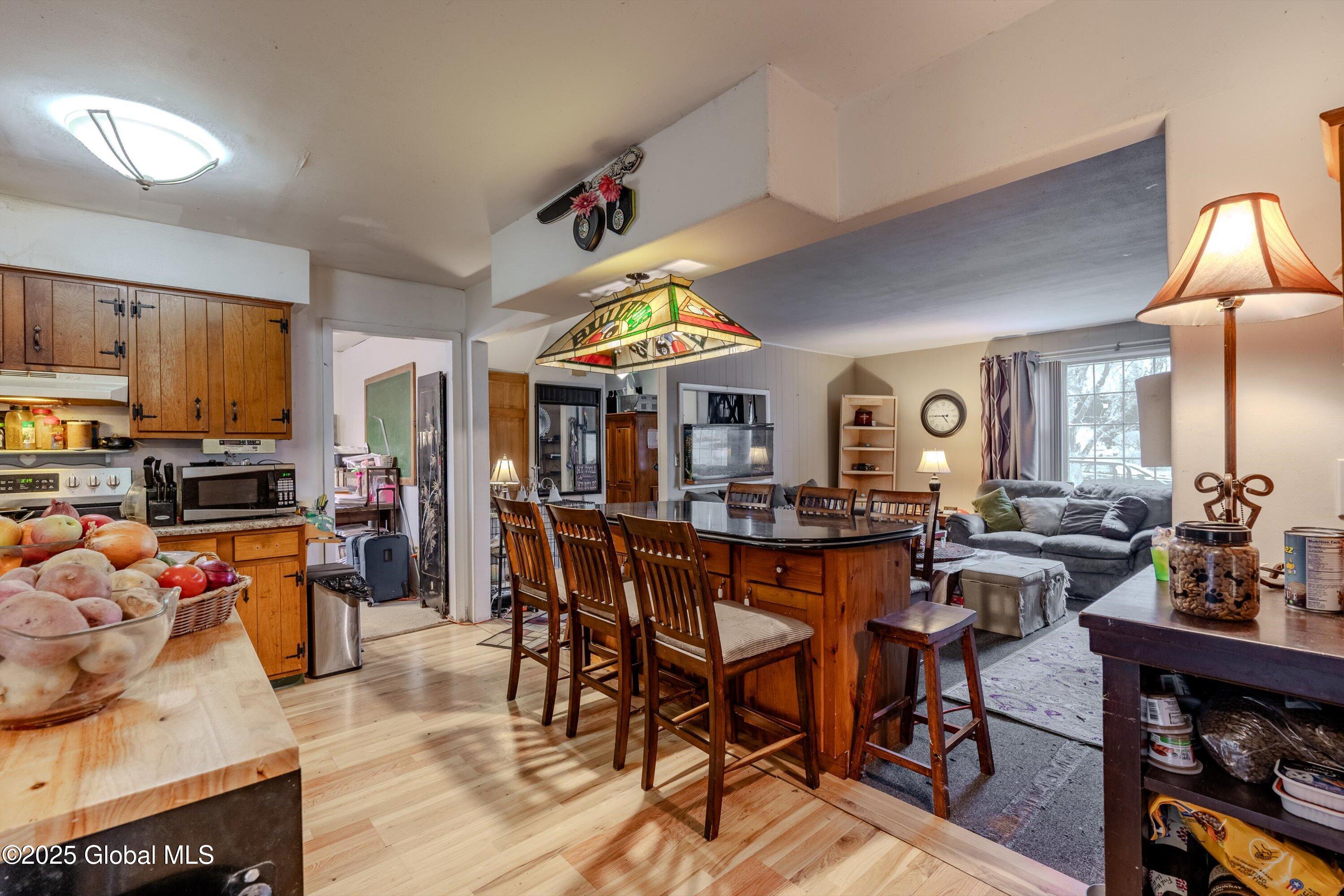 17 Rolling Brook Drive, Clifton Park, New York image 9