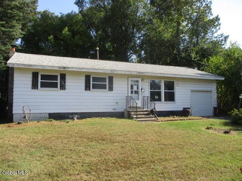 Photo of 1 Thoroughbred Lane, Albany, NY 12205 (MLS # 202528298)