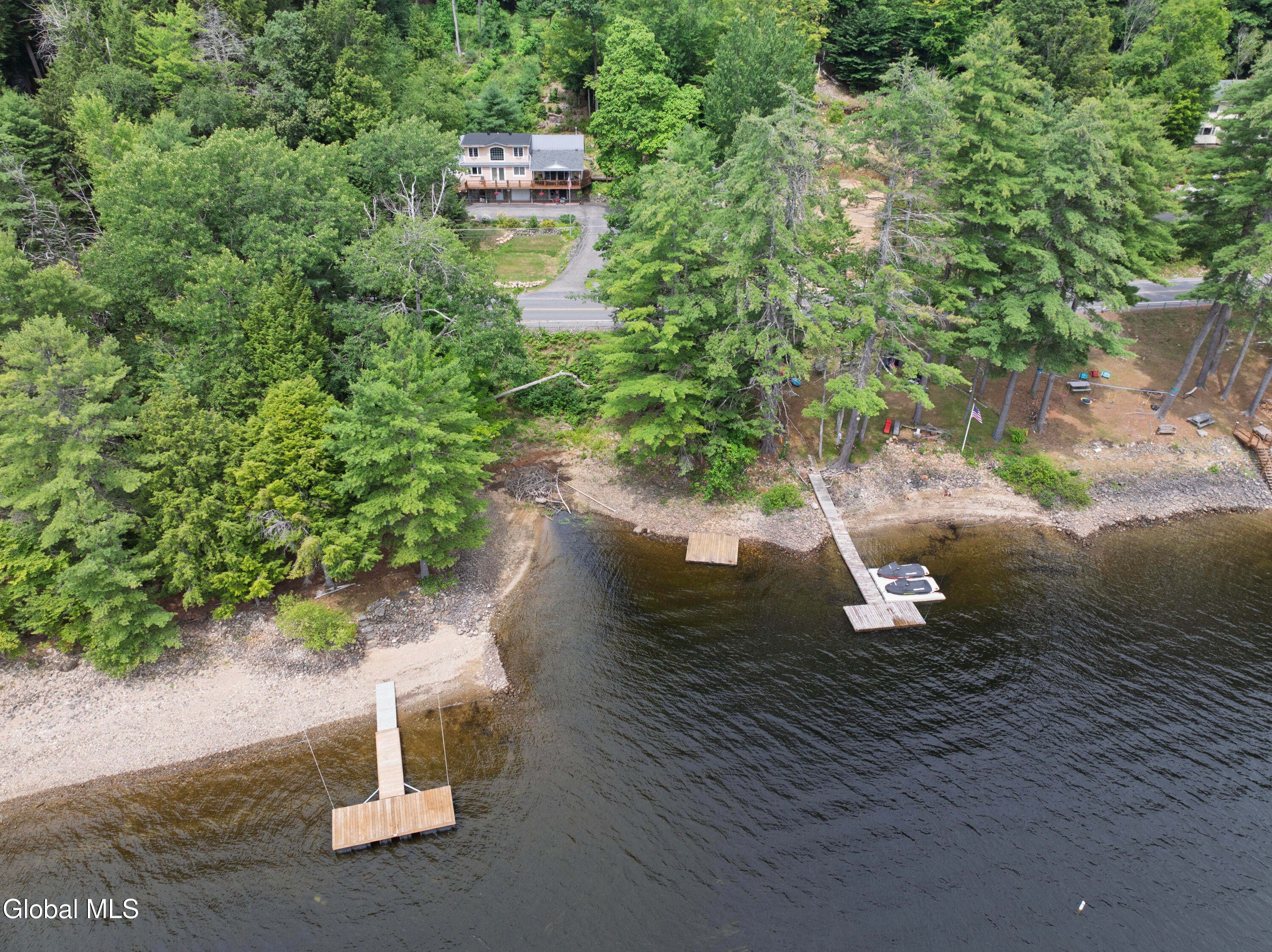 1141 North Shore Road