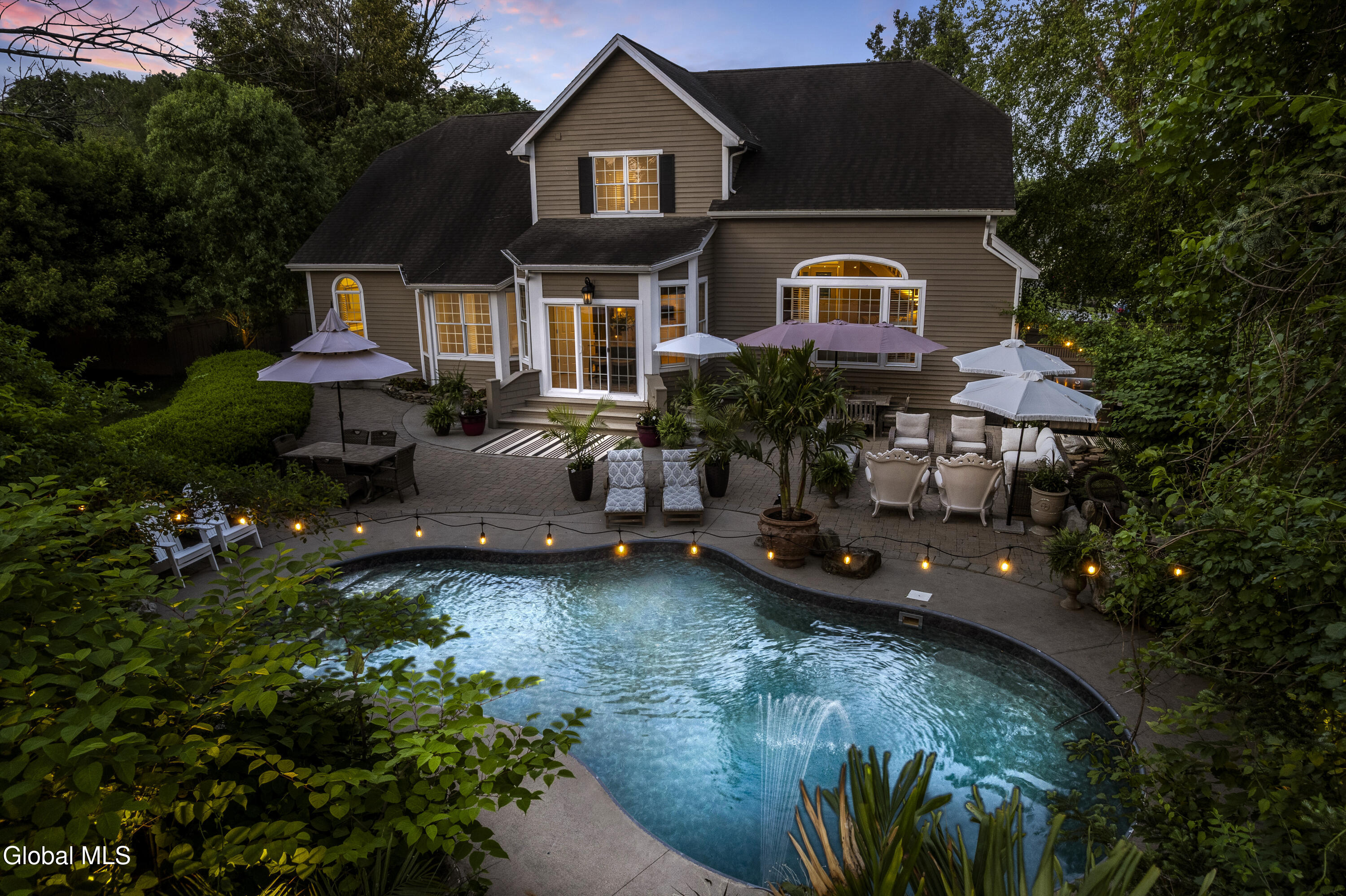 73 Masters Common South