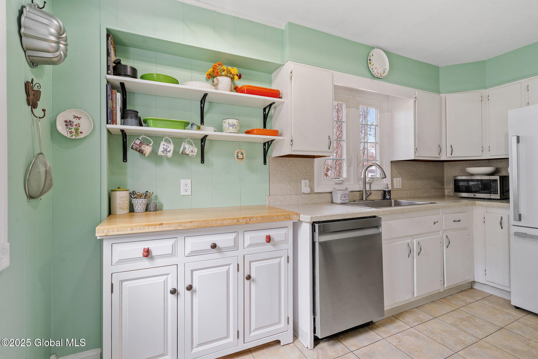 11 Maple Terrace, Delmar, New York image 23