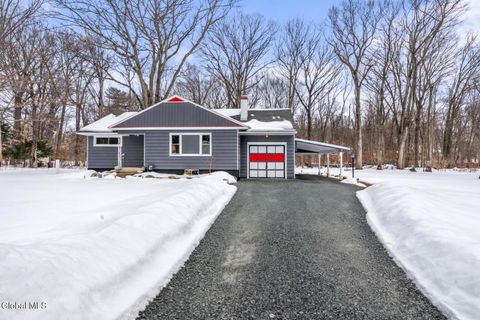 Homes For Sale - 15 Maywood Drive<br/> Glenville, NY 12302