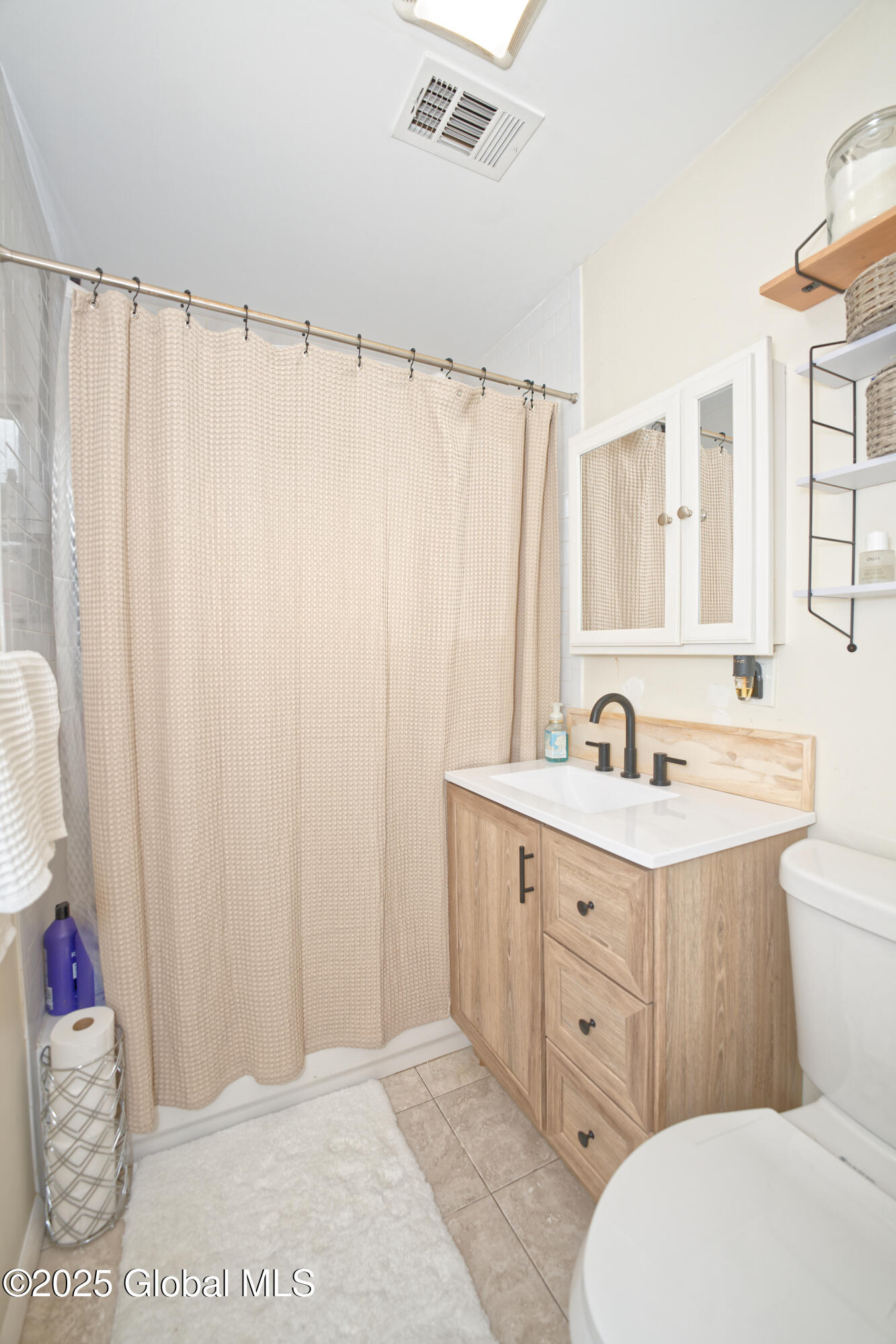 8 Thames Drive, Niskayuna, New York image 21