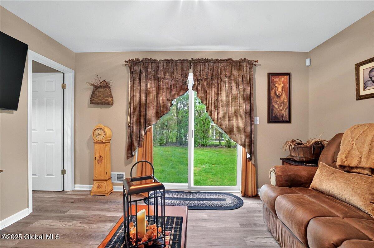 1284 Hillside Avenue, Niskayuna, New York image 20