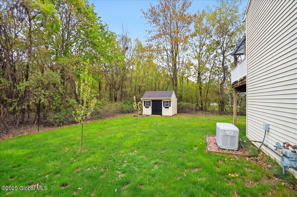 1284 Hillside Avenue, Niskayuna, New York image 37
