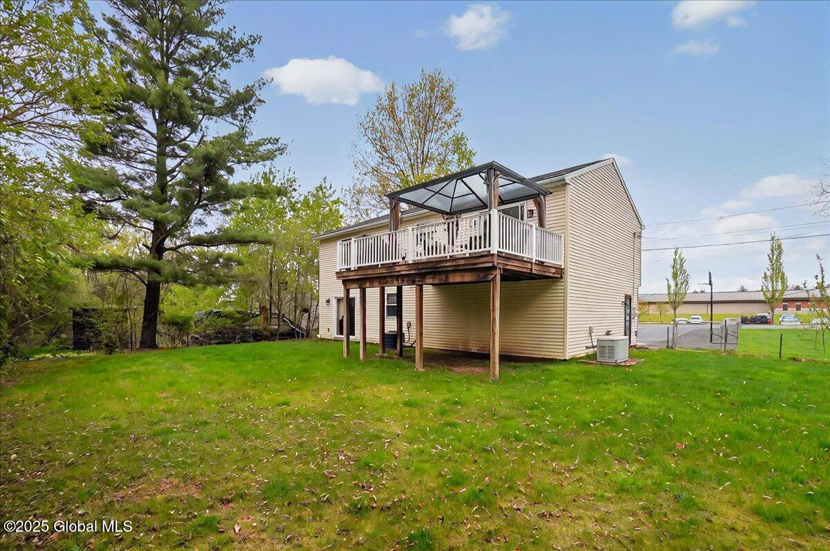 1284 Hillside Avenue, Niskayuna, New York image 41