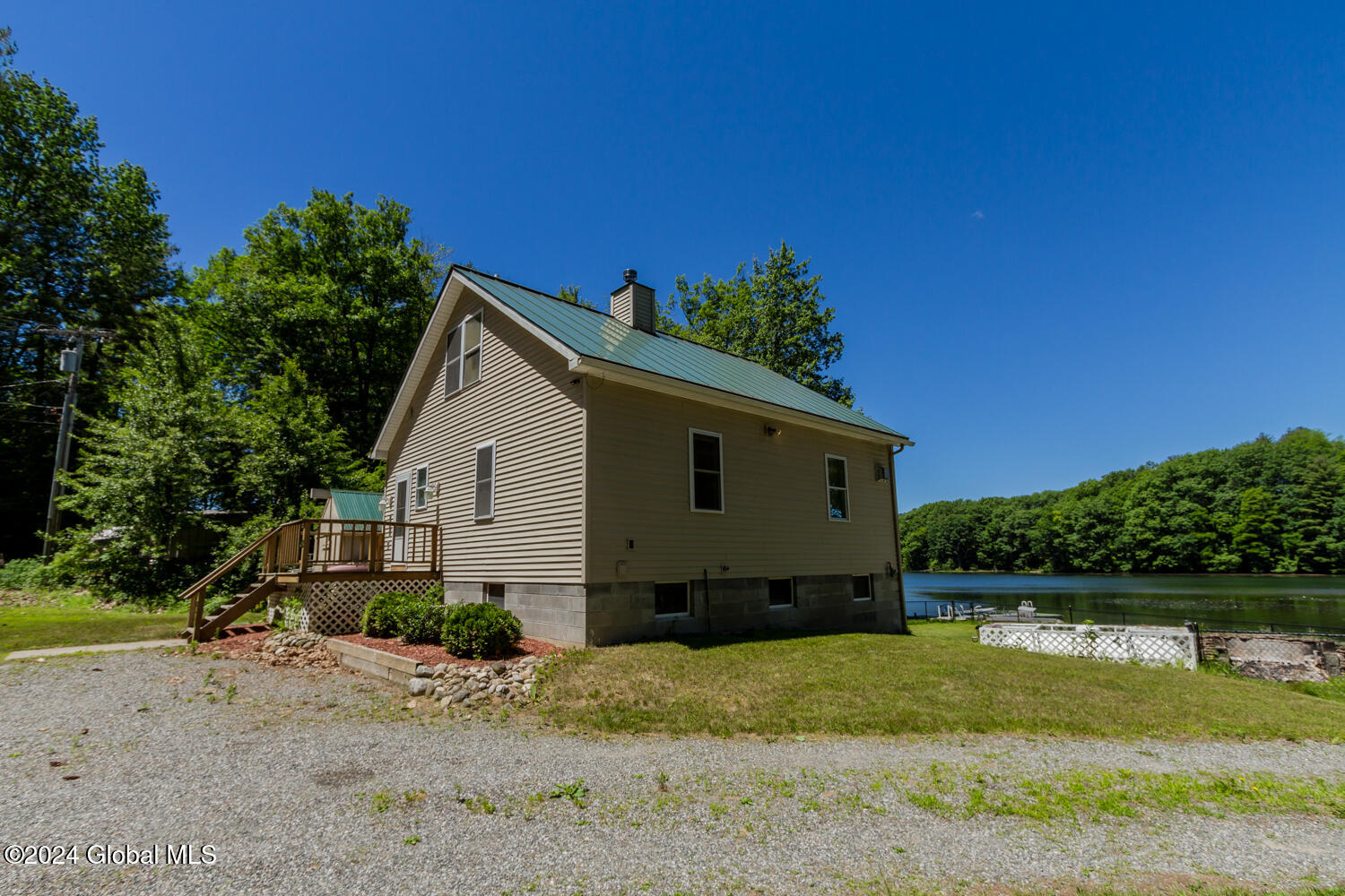 2 Birch Court, Corinth, New York image 3