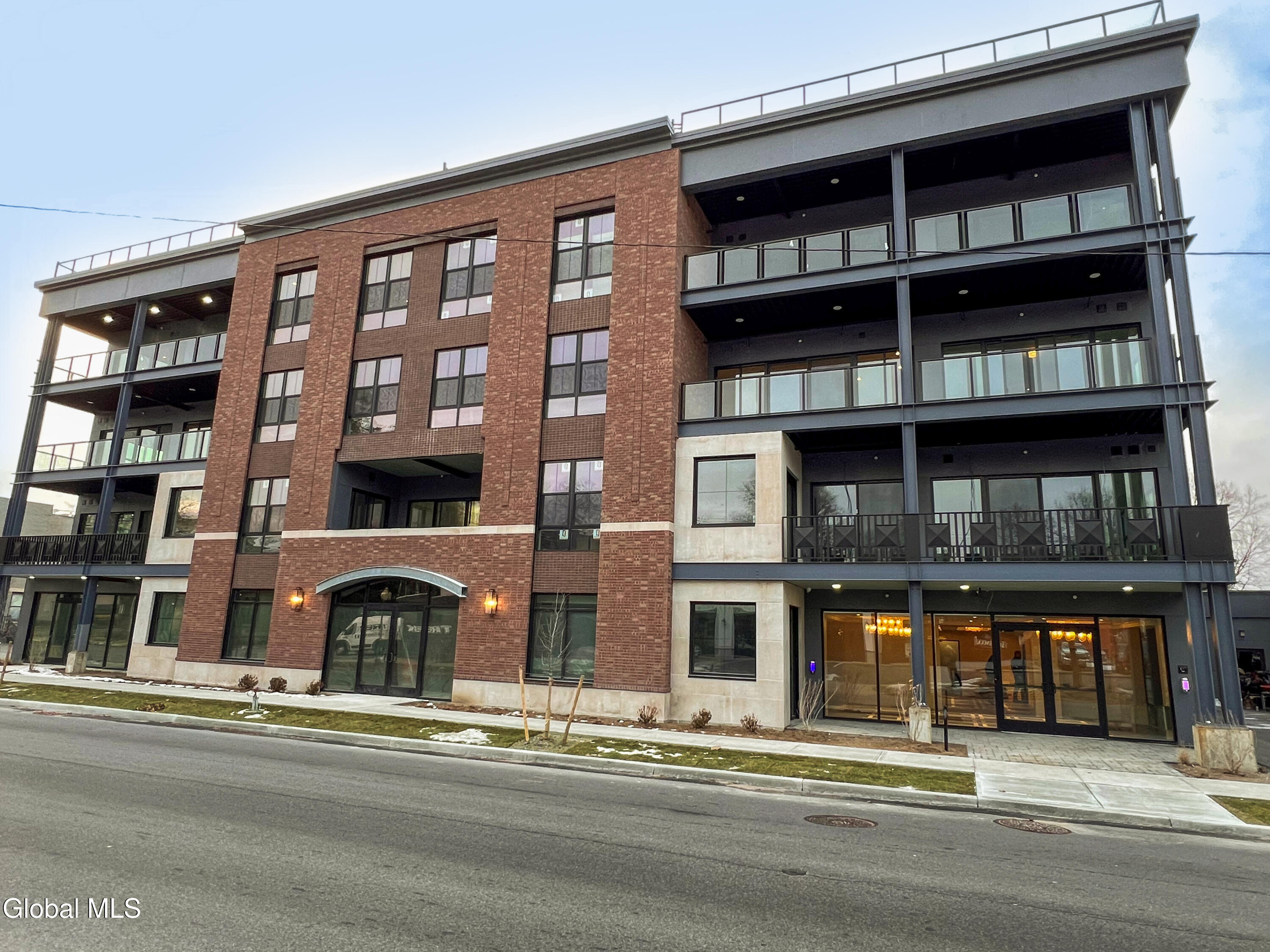 78 Church Street 305