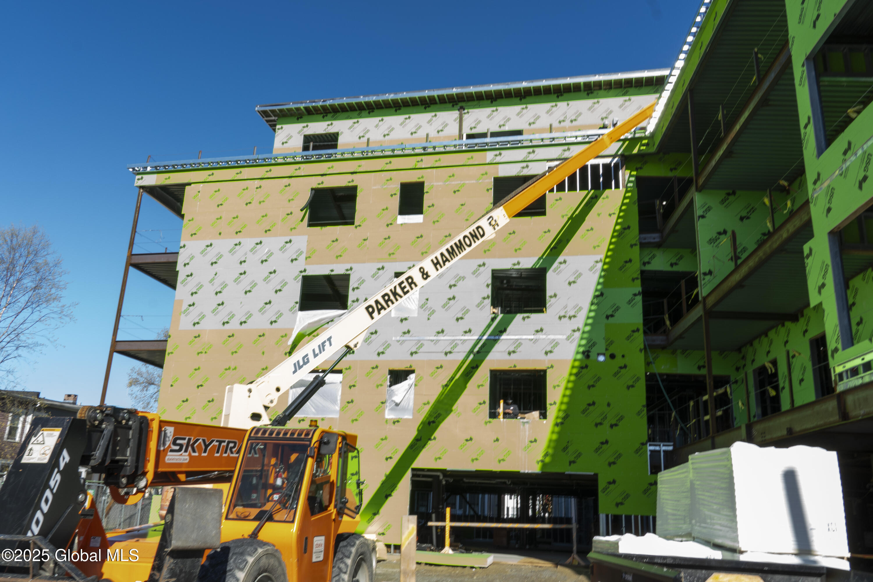 78 Church Street 305