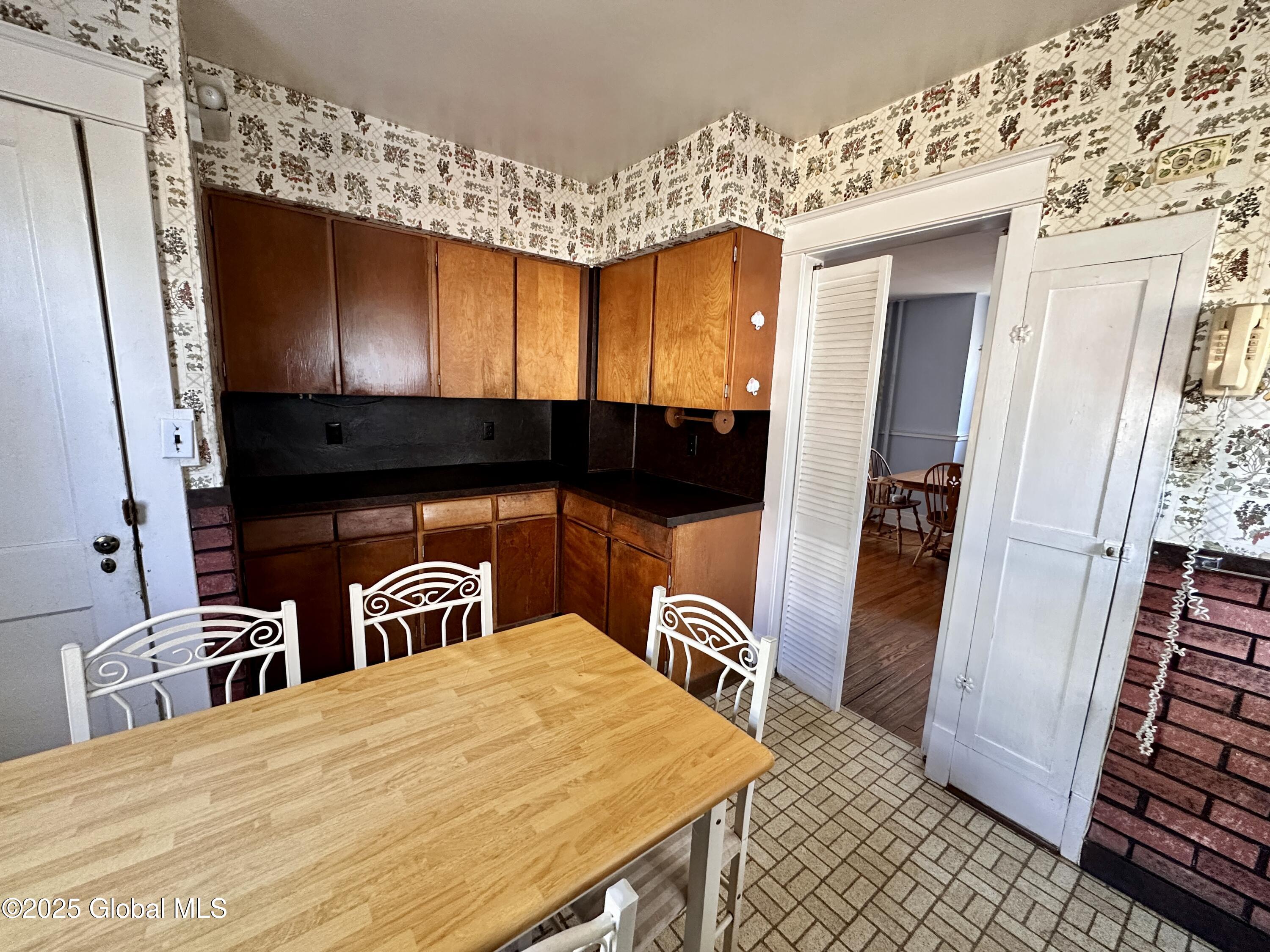 11 Middlesex Road, East Greenbush, New York image 13
