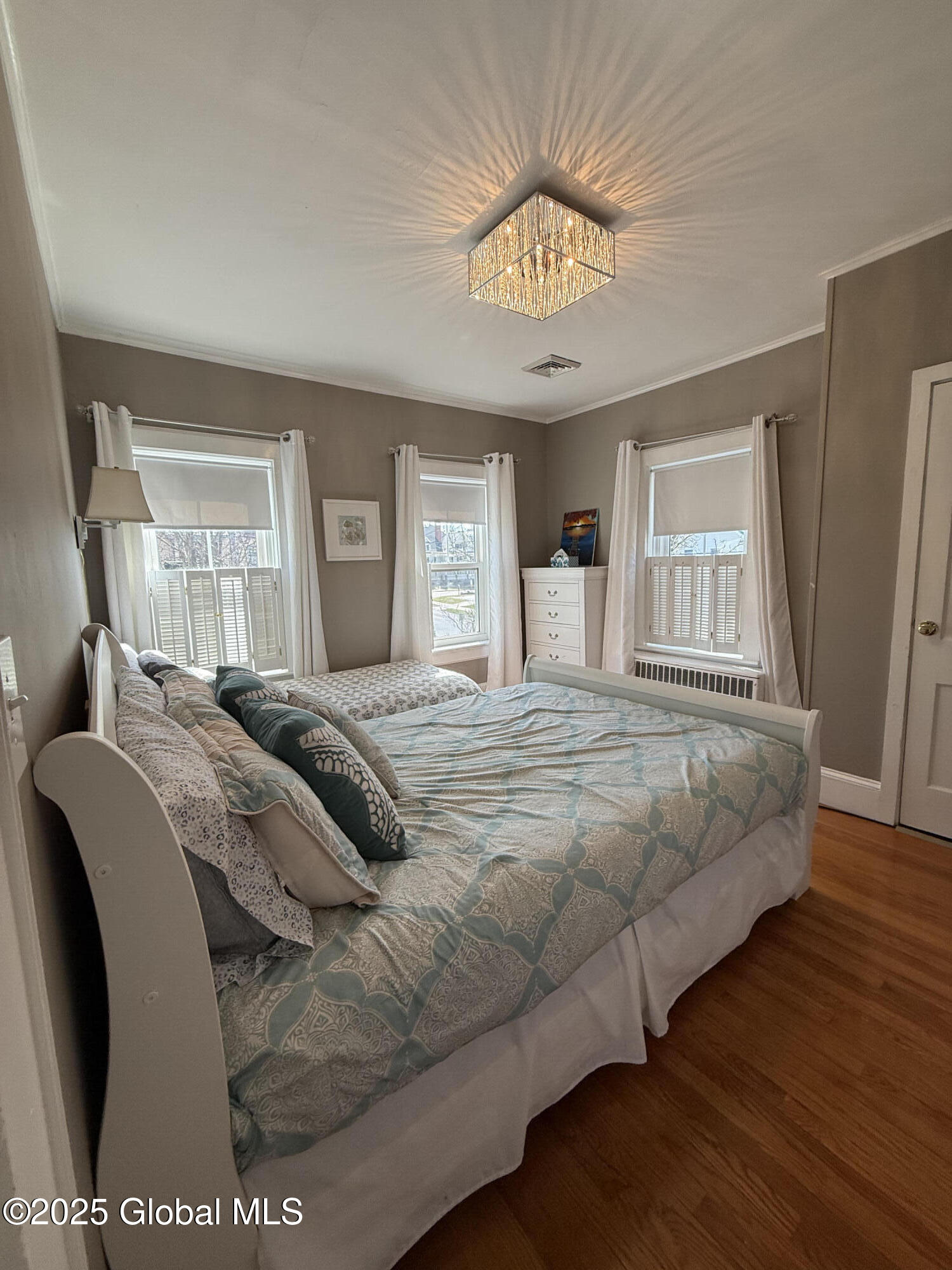 5 George Street, Saratoga Springs, New York image 32
