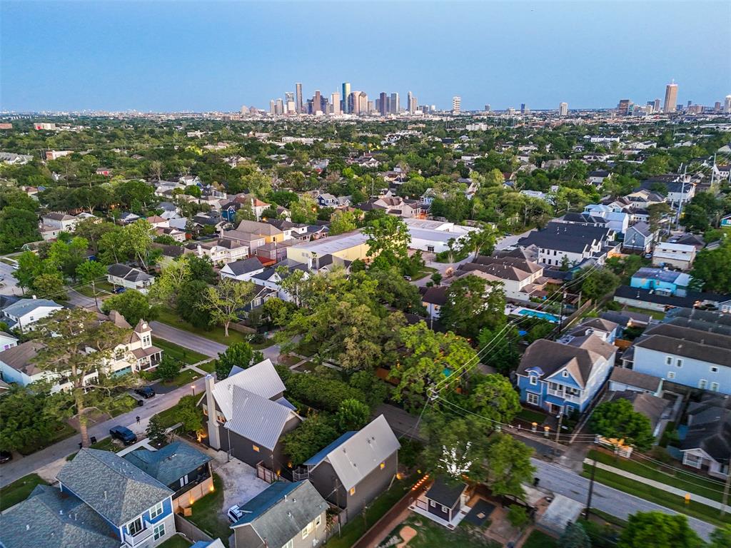 1401 Waverly Street, Houston, Texas image 2