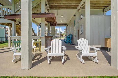 A home in Crystal Beach