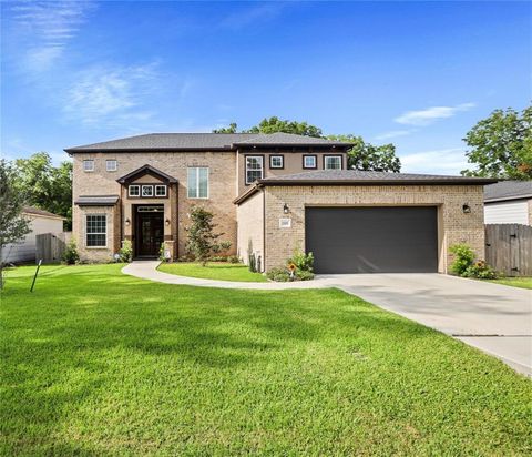 A home in Rosenberg