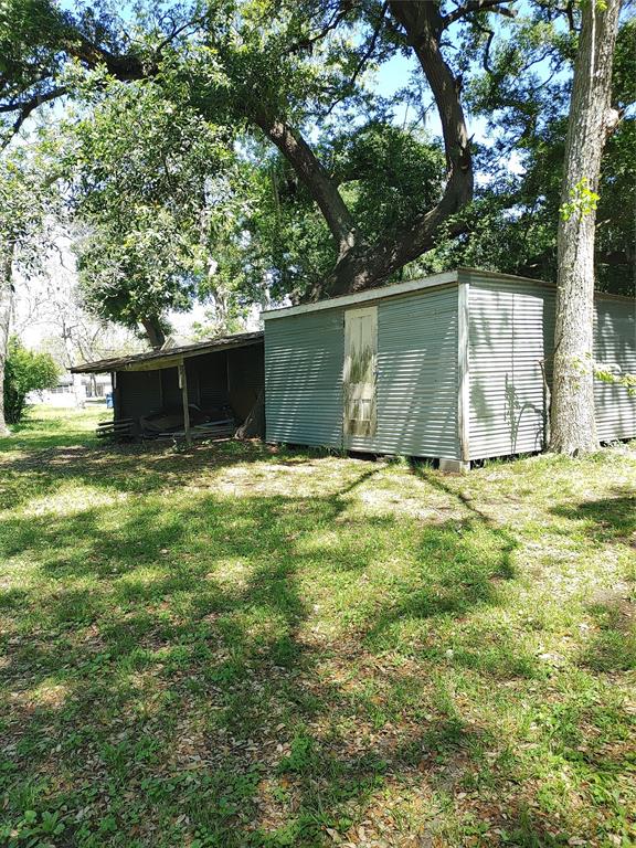 000 S Hackberry Street, Sweeny, Texas image 4