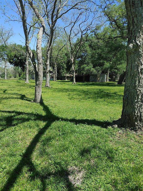 000 S Hackberry Street, Sweeny, Texas image 3