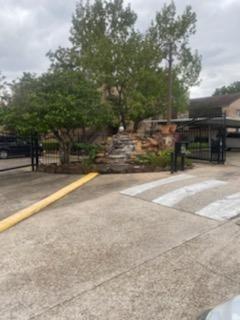 10555 Turtlewood Court #1601, Houston, Texas image 1