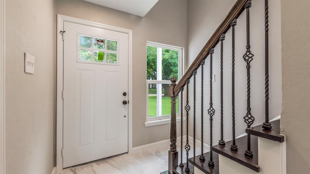 445 E Castle Harbour Drive, Friendswood, Texas image 6