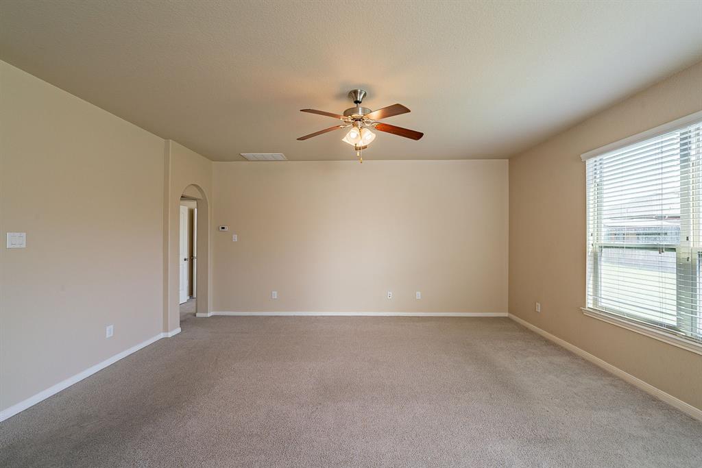 18922 Deer Trace Drive, Crosby, Texas image 9