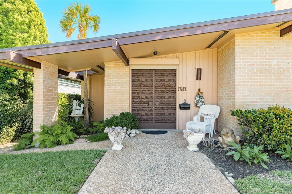 38 Adler Circle, Galveston, Texas image 5