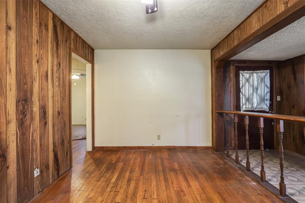 128 W 5th Street, Deer Park, Texas image 4