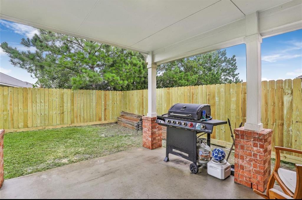 4530 Crown Lane, Baytown, Texas image 22