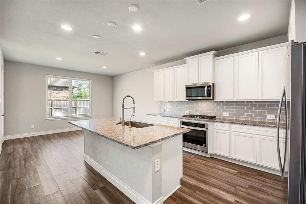 31214 Gullwing Manor Dr Dr, Tomball, Texas image 16