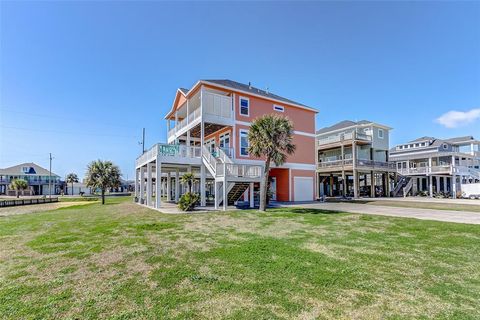 A home in Crystal Beach