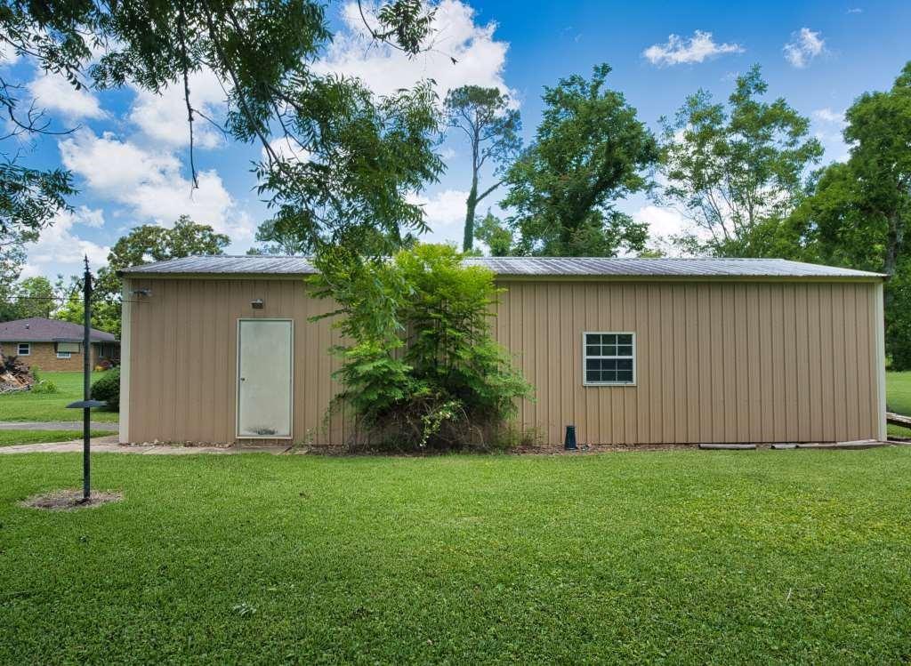 208 Roark Lane, Jones Creek, Texas image 28