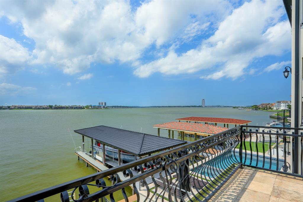 2466 Beacon Circle, League City, Texas image 31