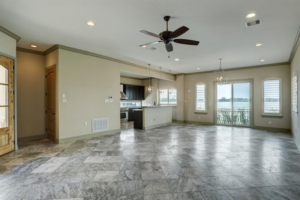 2466 Beacon Circle, League City, Texas image 7