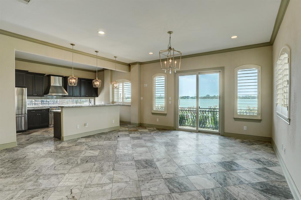 2466 Beacon Circle, League City, Texas image 9