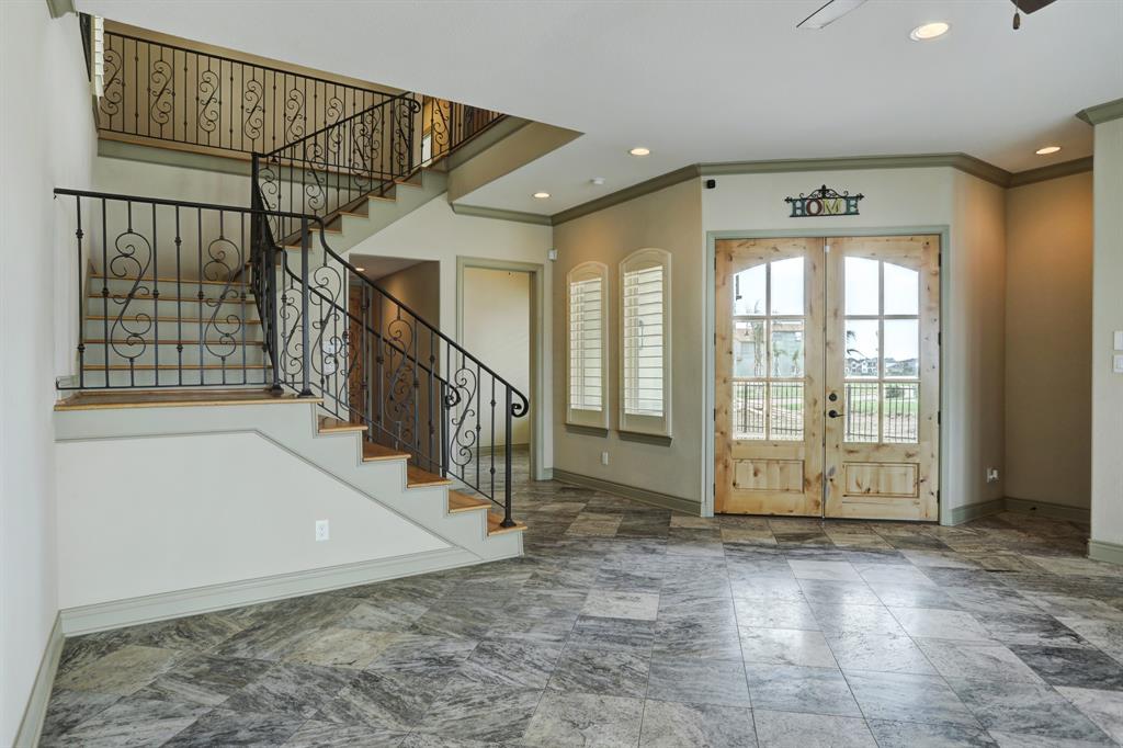 2466 Beacon Circle, League City, Texas image 8