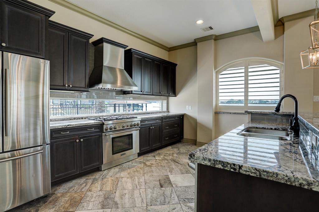 2466 Beacon Circle, League City, Texas image 10