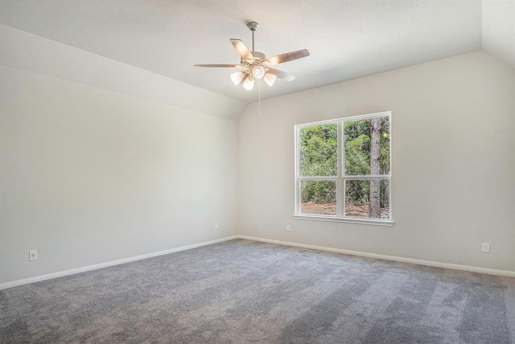 9650 Moss Rose Ln, Willis, Texas image 6
