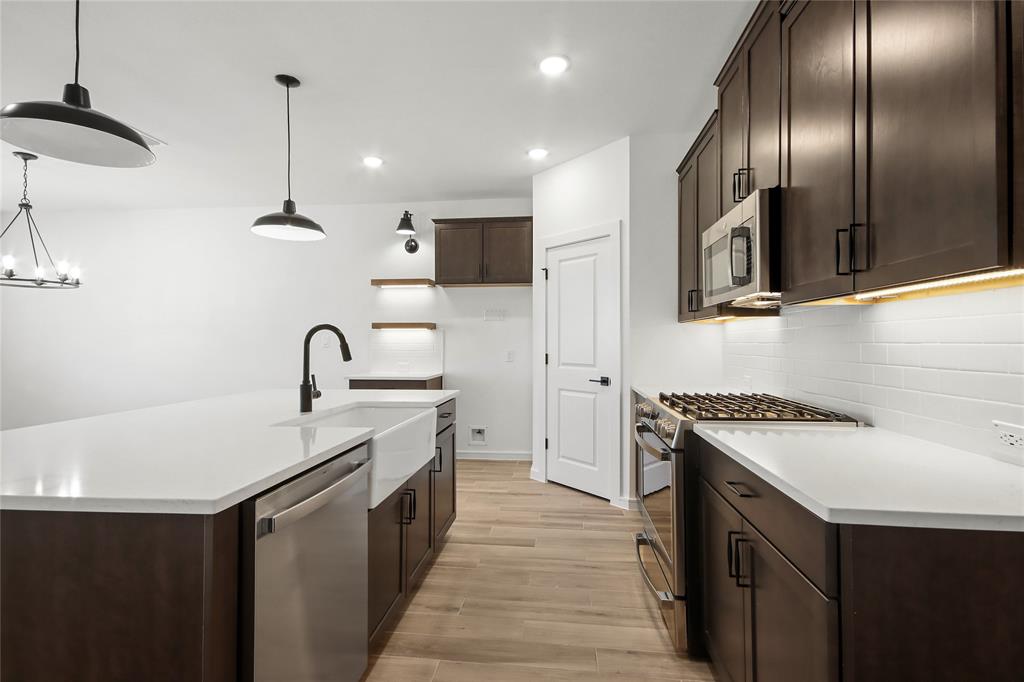 260 Ice Shore Trail, Dayton, Texas image 3