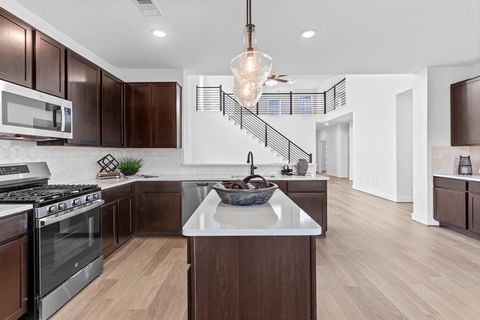 Photo of 6434 Green Enclave Trail, Pearland, TX 77584 (MLS # 46103350)