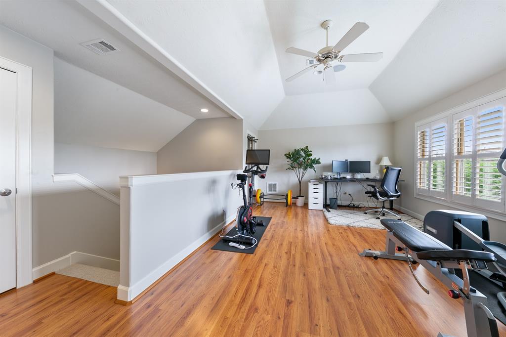 7729 S Hunters Creekway Drive, Houston, Texas image 28