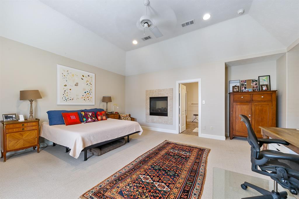 7729 S Hunters Creekway Drive, Houston, Texas image 19