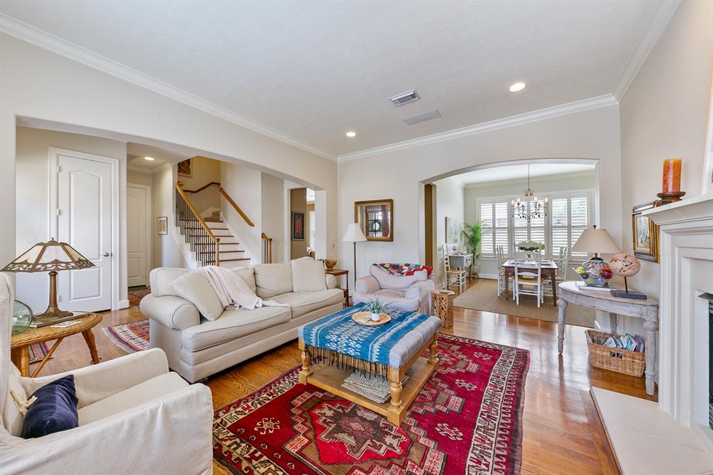 7729 S Hunters Creekway Drive, Houston, Texas image 6