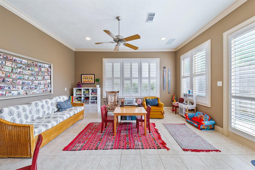 7729 S Hunters Creekway Drive, Houston, Texas image 14