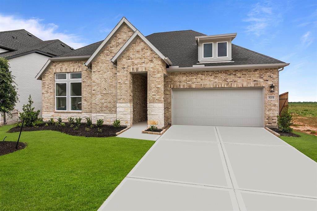 5215 Benton Woods Trail