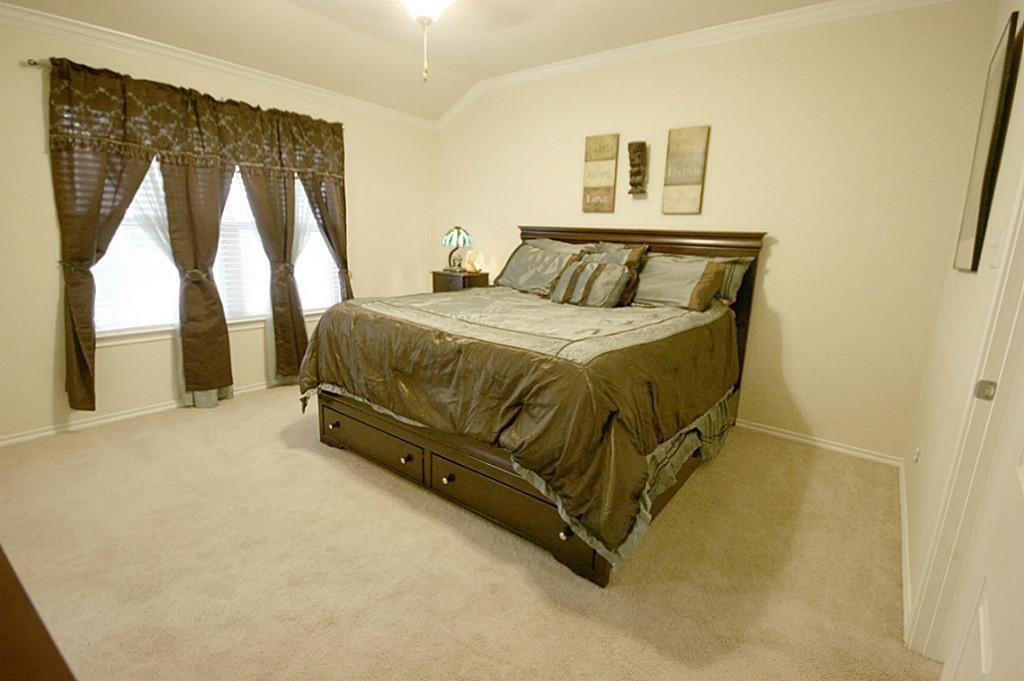 24654 Folkstone Circle